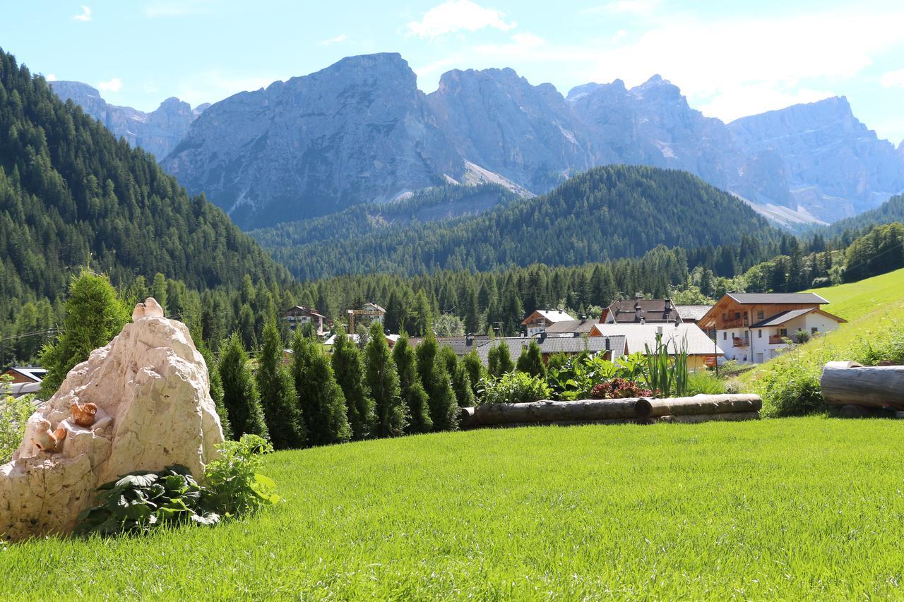 Appartamenti Ciasa Linda San Martino in Badia Exterior foto